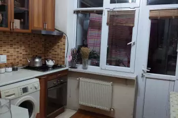 Satılır Köhnə Tikili Yasamalda