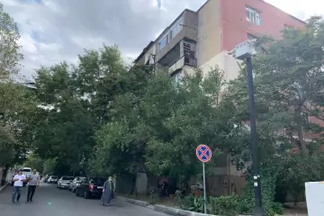 Satılır Köhnə Tikili Yasamalda