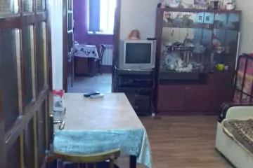 Satılır Köhnə Tikili Yeni Günəşlidə