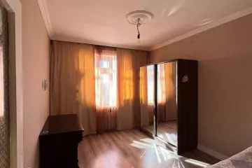 Satılır Köhnə Tikili Xalqlar Dostluğuda