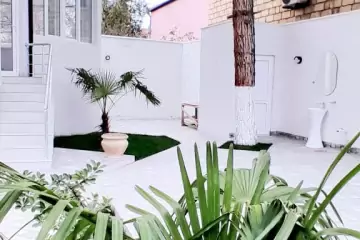 Satılır Həyət Evi Bakıda