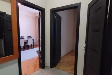 Satılır Yeni Tikili Ağ şəhər Kompleksində