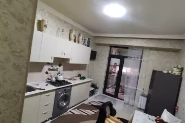 Satılır Yeni Tikili Nəsimi Bazarında