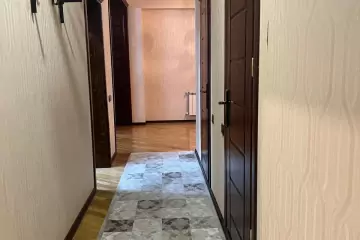 Satılır Yeni Tikili 7-ci Mikrorayonda
