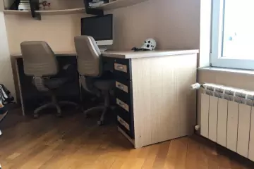 Satılır Yeni Tikili şərq Bazarında