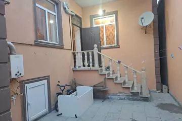 Satılır Həyət Evi Bakıda 