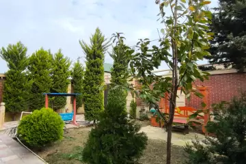 Satılır Bağ Evi Buzovnada