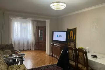 Satılır Köhnə Tikili Yasamalda