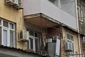 Satılır Köhnə Tikili Bakı Kinoteatrıda