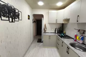 Satılır Köhnə Tikili Yasamalda