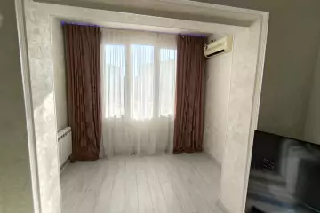 Satılır Köhnə Tikili Yasamalda