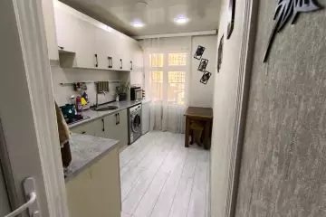 Satılır Köhnə Tikili Yasamalda