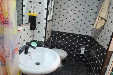 Satılır Köhnə Tikili Hövsanda