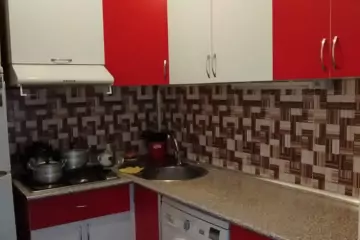 Satılır Köhnə Tikili 8-ci Kilometrdə