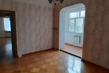 Satılır Köhnə Tikili Xəzər Dairəsida