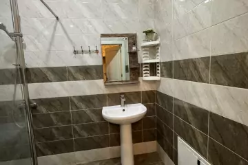 Satılır Yeni Tikili Heydər əliyev Mərkəzində