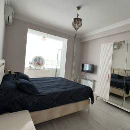 Satılır 2 otaqlı Yeni Tikili 62 m², Ukraniya dairəsi