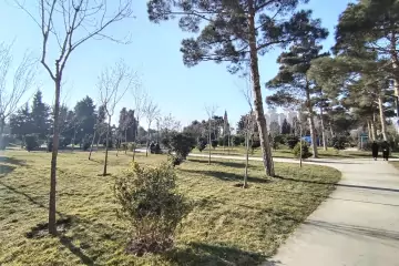 Satılır Köhnə Tikili Yasamalda