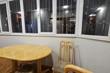 Satılır Köhnə Tikili Mərkəzdə
