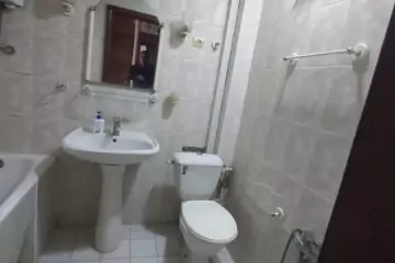 Aylıq Kirayə Köhnə Tikili Elmler Akademiyasıda