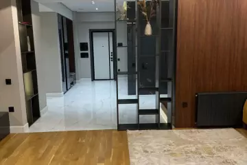 Satılır Yeni Tikili Bakıxanovda