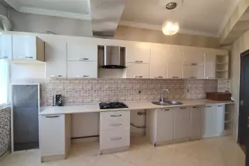 Satılır Köhnə Tikili Yasamalda