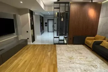 Satılır Yeni Tikili Bakıxanovda
