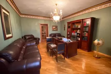 Satılır Villa Bakıxanovda