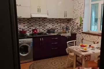Satılır Həyət Evi Zabrat Qəsəbəsida