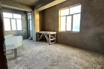 Satılır Yeni Tikili Masazırda