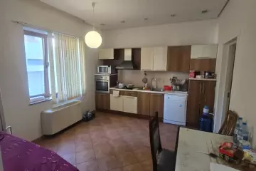 Satılır Yeni Tikili Yasamalda