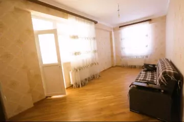 Satılır Yeni Tikili Yasamalda