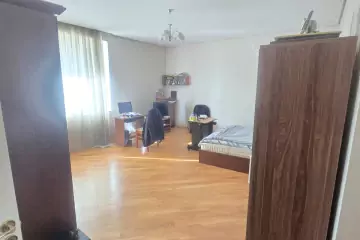 Satılır Yeni Tikili Yasamalda