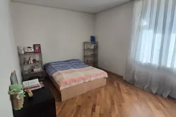Satılır Yeni Tikili Yasamalda