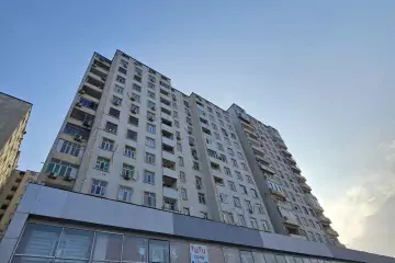 Satılır Yeni Tikili 8-ci Kilometrdə