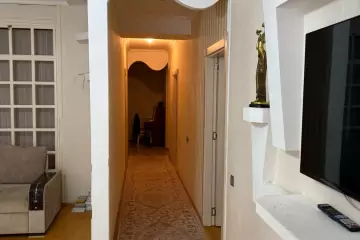 Satılır Yeni Tikili Bakıxanovda