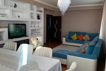 Satılır Yeni Tikili Yeni Yasamalda