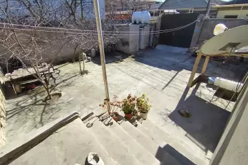 Satılır Həyət Evi Buzovnada