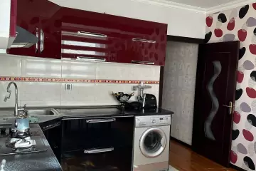 Satılır Yeni Tikili Yeni Yasamalda