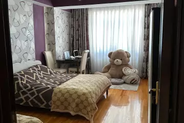 Satılır Yeni Tikili Yeni Yasamalda
