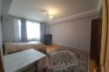 Satılır Yeni Tikili Yeni Yasamalda