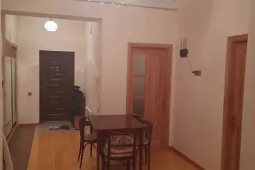Satılır Yeni Tikili Yeni Yasamalda