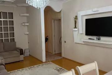 Satılır Yeni Tikili Bakıxanovda