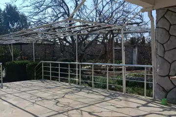 Satılır Bağ Evi şüvəlanda