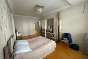 Satılır Yeni Tikili 8-ci Kilometrdə