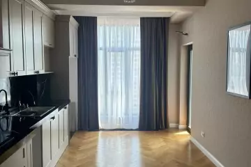 Satılır Yeni Tikili Nərimanov Parkı