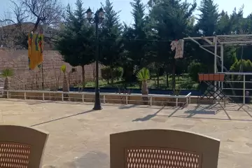Satılır Bağ Evi şüvəlanda