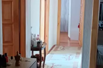 Satılır Köhnə Tikili Bakıxanovda