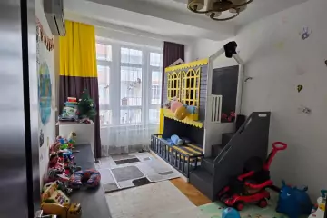 Satılır Yeni Tikili Ağ şəhər Kompleksində