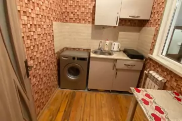 Satılır Həyət Evi Updda